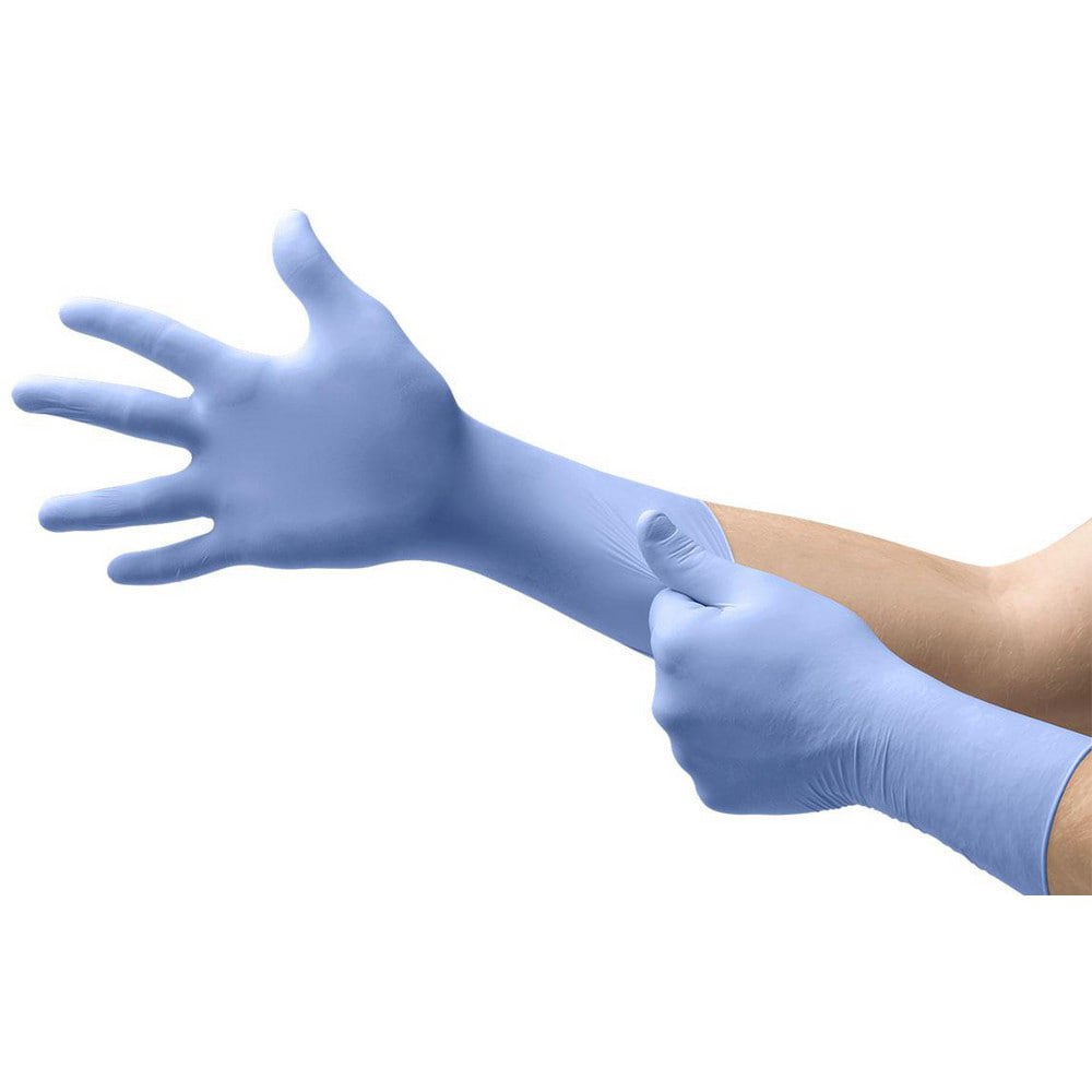 Series Microflex FreeForm Disposable Gloves: Size Small, 4.7 mil, Uncoated-Coated Nitrile, Medical Grade, Unpowdered