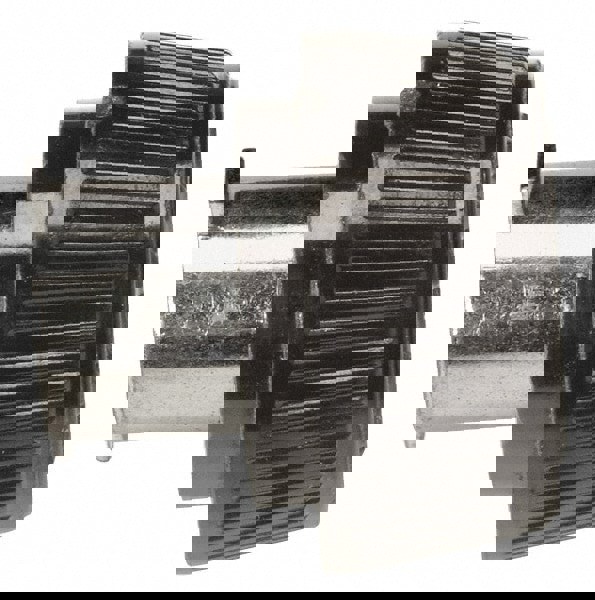 Fuse Holders; Voltage: 250 VAC ; Amperage: 10