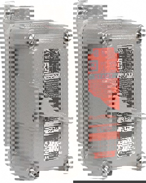 Tumbler Switches; Amperage: 20A ; Contact Form: DP ; Voltage: 120V ac ; Body Material: Metal ; Standards Met: CSA File LR11714 Certified; UL Listed File E53360 &/or File E10501 File E80595 ; UNSPSC Code: 39121500