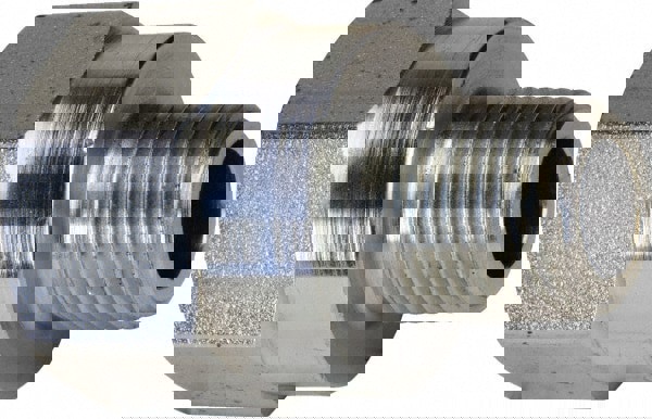 Hydraulic Hose Adapter: 1/2