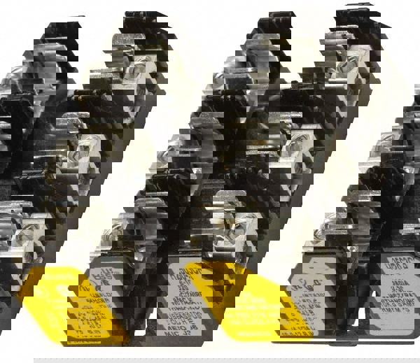 2 Pole, 8 to 1/0 AWG, 250 VAC/VDC, 100 Amp, Screw Mount Fuse Block