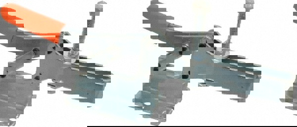 Manual Hold-Down Toggle Clamp: Horizontal, 600 lb Capacity, Solid Bar, Flanged Base