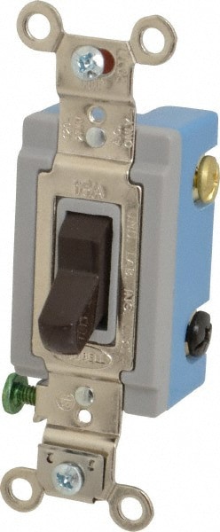 3 Pole, 120 to 277 VAC, 15 Amp, Industrial Grade Toggle Three Way Switch