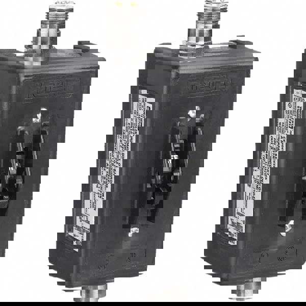 Cam & Disconnect Switch: Enclosed, 30 Amp, 600VAC, 3 Phase