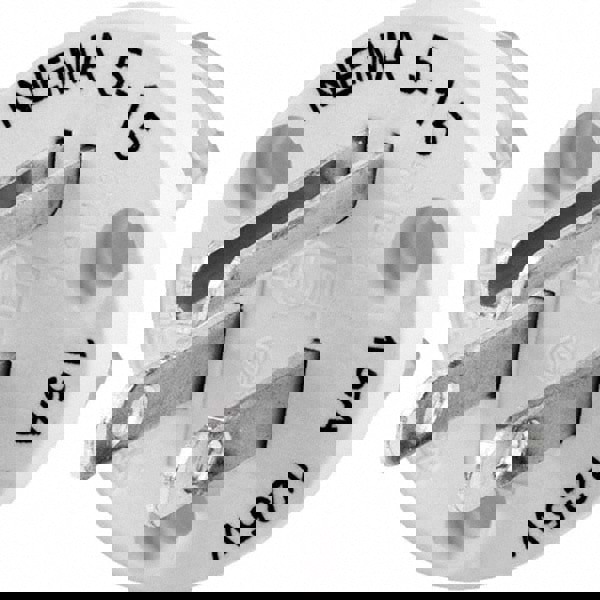 Straight Blade Plug: Industrial, 5-15P, 125VAC, Yellow