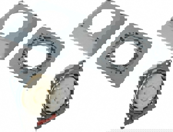 480 VAC, 20 Amp, L16-20R NEMA, Self Grounding Receptacle