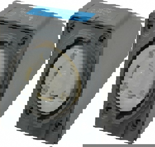 250 VAC, 30 Amp, L6-30R NEMA, Self Grounding Receptacle