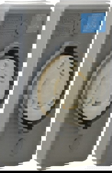 250 VAC, 30 Amp, L6-30R NEMA, Self Grounding Receptacle