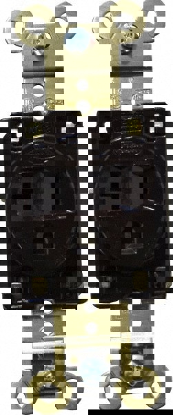 Straight Blade Single Receptacle: NEMA 5-20R, 20 Amps, Self-Grounding