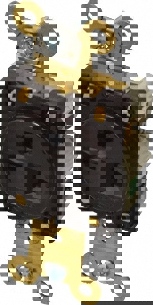 Straight Blade Single Receptacle: NEMA 6-20R, 20 Amps, Self-Grounding