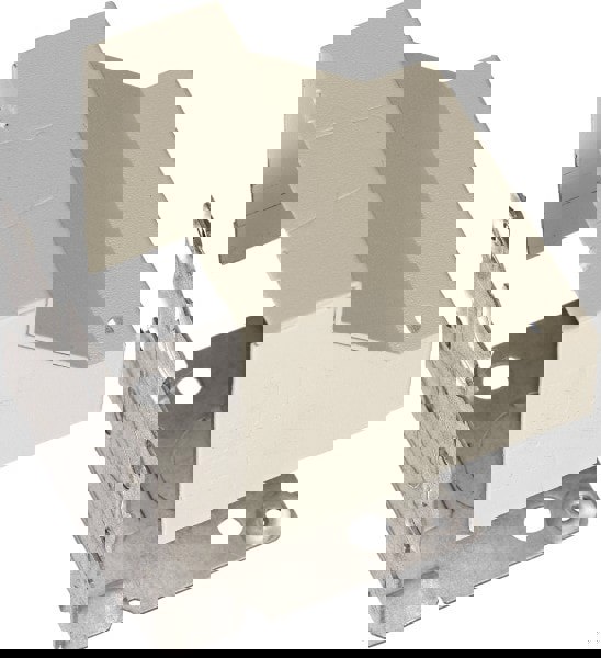 Raceway Fittings & Accessories; Accessory Type: Corner Box ; Overall Length: 2.50 ; Overall Width: 2 ; Overall Height: 2.5in ; Number Of Gangs: 1; 1 ; For Use With: HBL500 Series Raceways; HBL700 Series Raceways; HBL750 Series Raceways