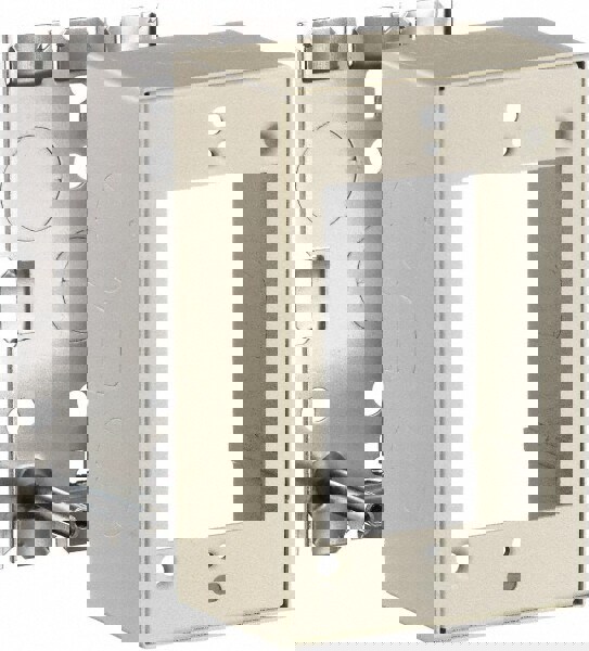 Raceway Fittings & Accessories; Accessory Type: Combination Box ; Overall Length: 2.82 ; Overall Width: 2 ; Overall Height: 4.54in ; Number Of Gangs: 1; 1 ; For Use With: HBL500 Series Raceways; HBL700 Series Raceways; HBL750 Series Raceways