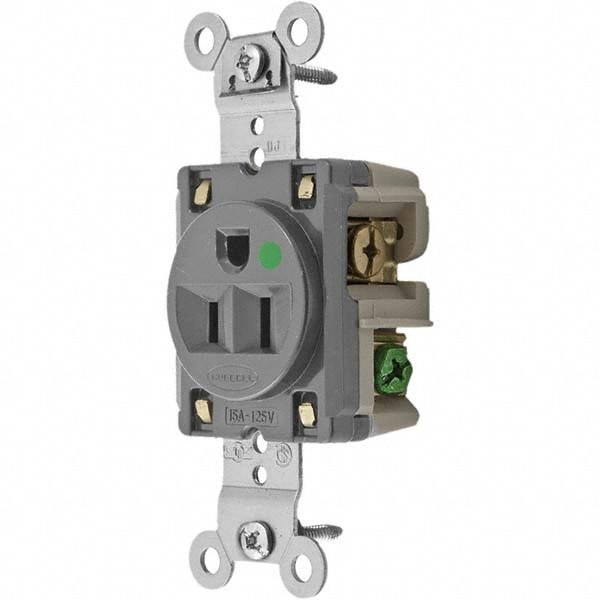 Straight Blade Single Receptacle: NEMA 5-15R, 15 Amps, Grounded