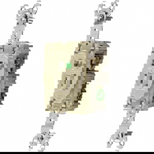 Straight Blade Single Receptacle: NEMA 5-15R, 15 Amps, Grounded