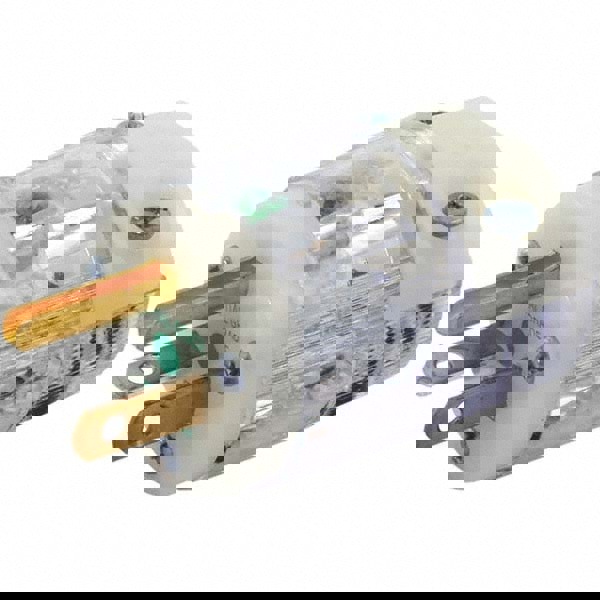 Straight Blade Plug: Hospital, 5-20P, 125VAC, Clear