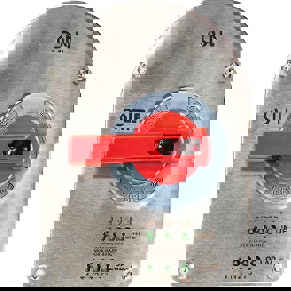 Cam & Disconnect Switch: Enclosed, 30 Amp, 600VAC, 1 Phase