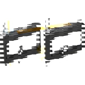 2-20 SHT MTL HOLE CTTR