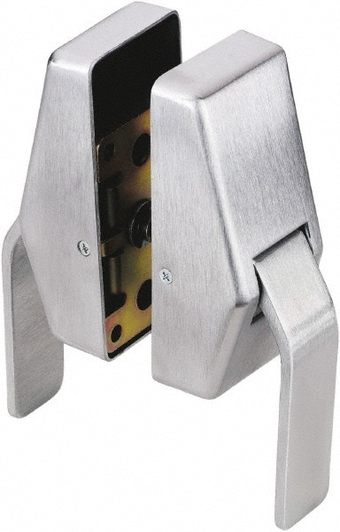 Heavy-Duty Door Latch: 6-1/2