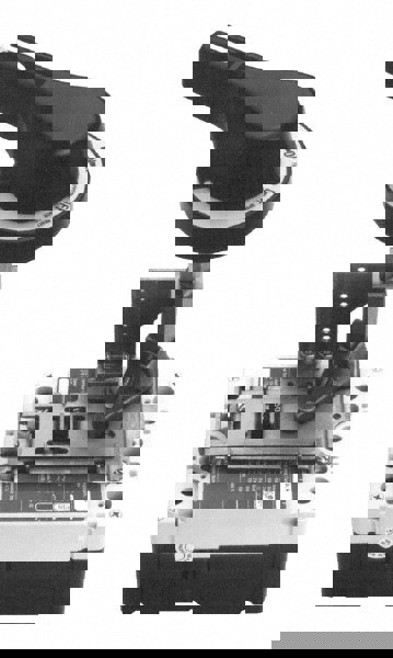 Circuit Breaker Rotary Handle Mechanism