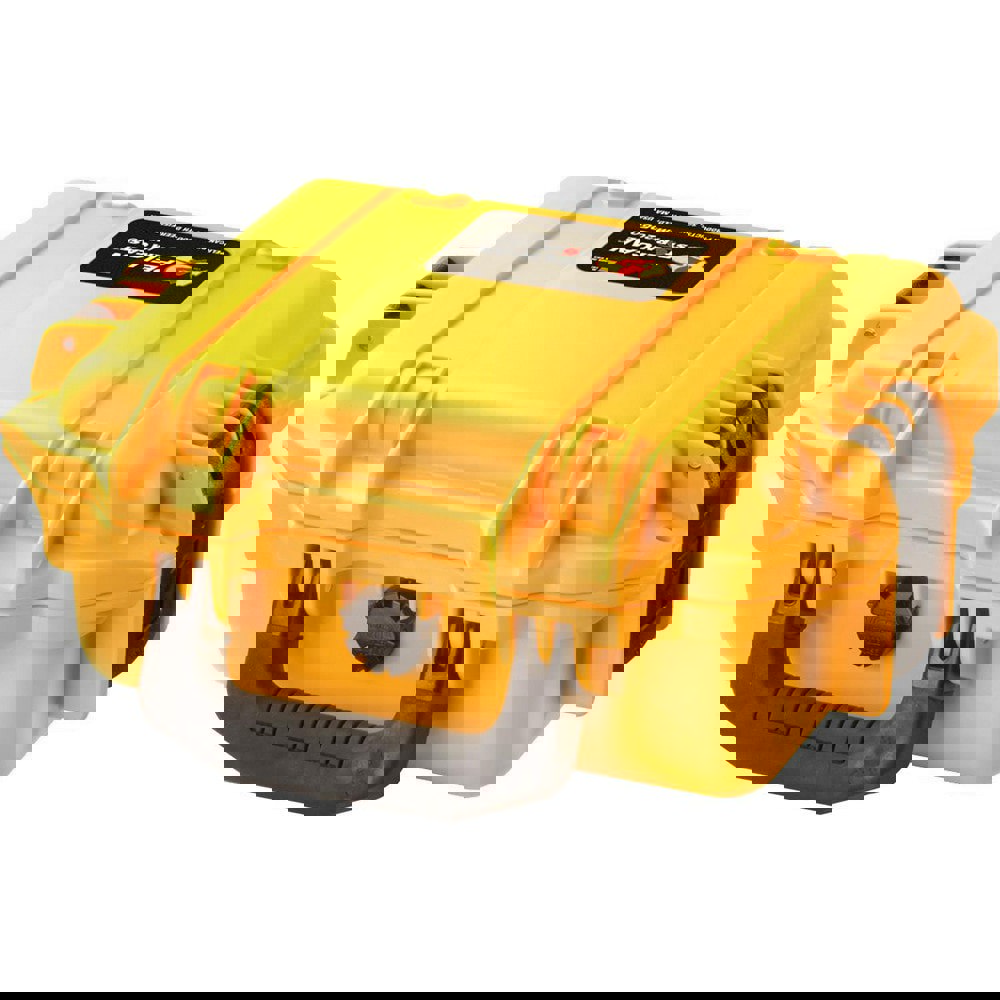 Clamshell Hard Case: Layered Foam, 9-51/64