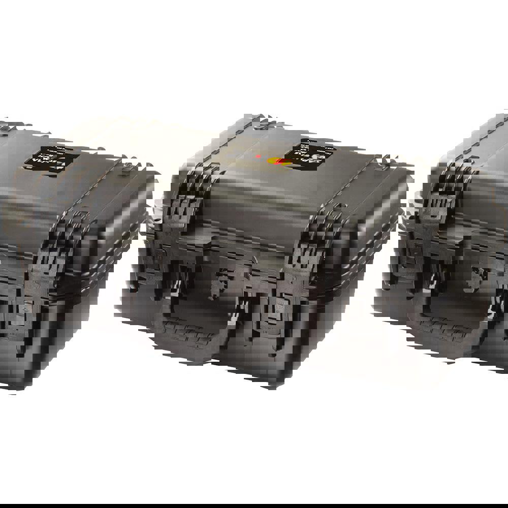 Clamshell Hard Case: Layered Foam, 8-13/32