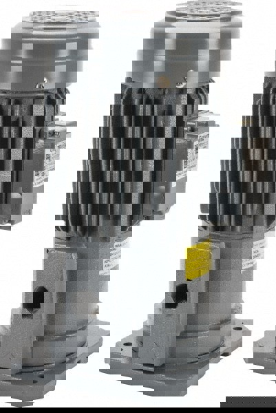 Suction Pump: 1 hp, 230/460V, 3 Phase, 3,450 RPM, Cast Iron Housing