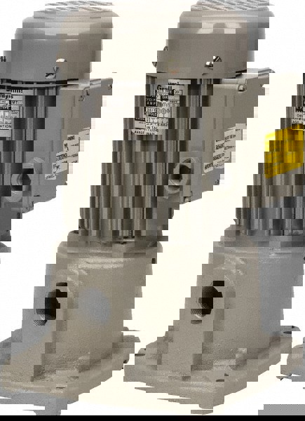 Suction Pump: 3/4 hp, 230/460V, 3 Phase,