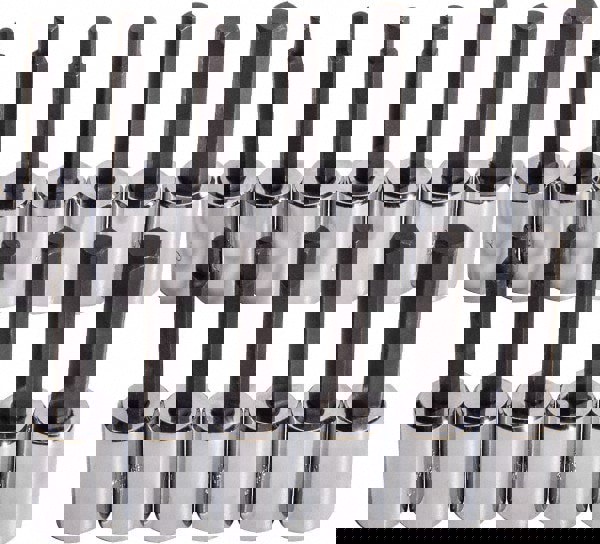 Standard Socket Set: 13 Pc, 3/8