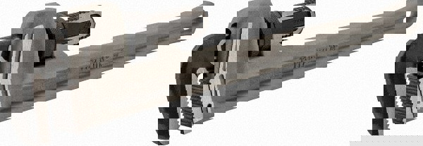 Straight Pipe Wrench: 24