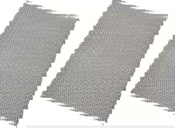 Wire Cloth: 20 Wire Gauge, 0.035