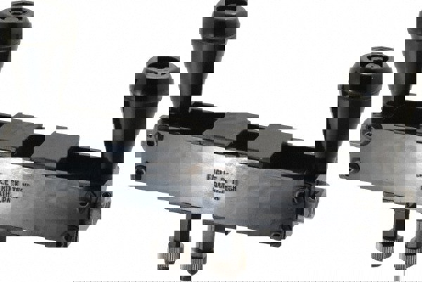 1-1/4 to 5 Inch Inside Diameter, 1 Inch Deep, Internal Hand Knurler