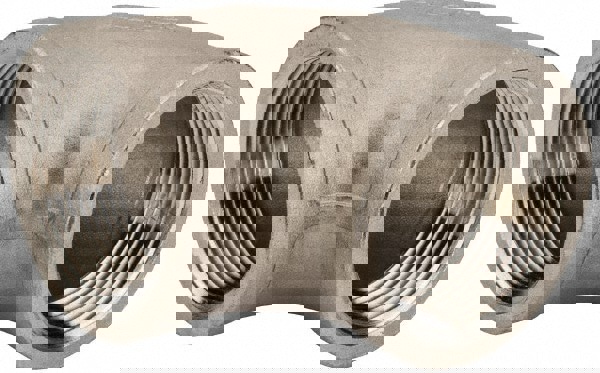 Pipe 90 &deg; Elbow: 1-1/2