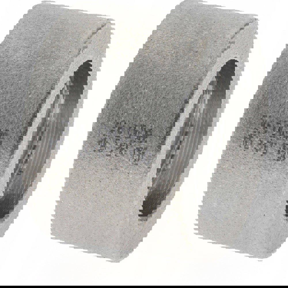 Pipe Half Coupling: 3/8