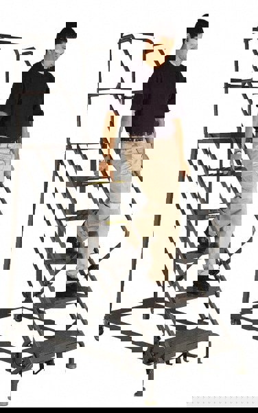 11-Step Ladder: Steel, 140