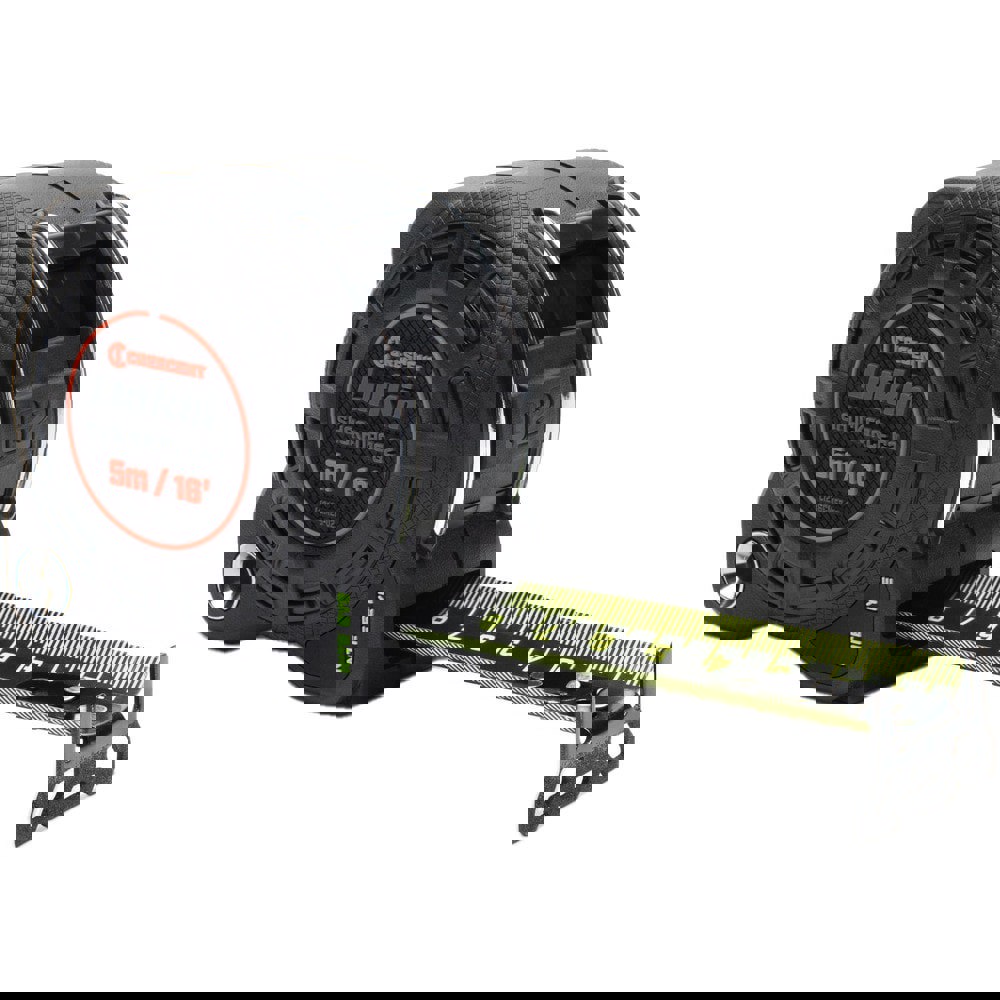 Tape Measures; Length Ft.: 16.000 ; Graduation (Inch): 1/16 ; Blade Material: Steel ; Standout Length (Meters): 5.00 ; Standout Length (Feet): 16.00 ; Case Type: Closed