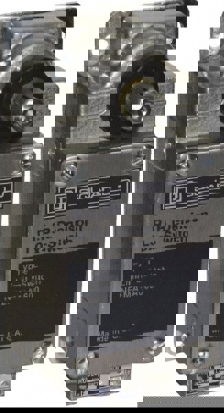 General Purpose Limit Switch: DPDT, NC, Rotary Spring Return, Side