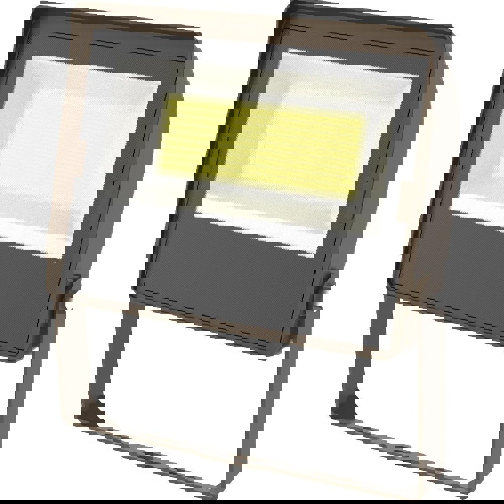 Floodlight Fixtures; Mounting Type: Yoke ; Housing Color: Bronze ; Housing Material: Aluminum ; Lumens: 5200 ; Lamp Type: LED ; Wattage: 60.000