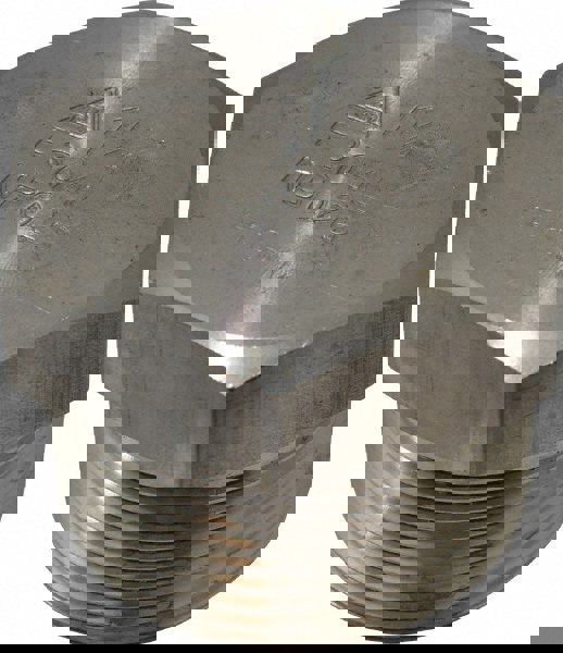 Pipe Hex Plug: 1-1/4