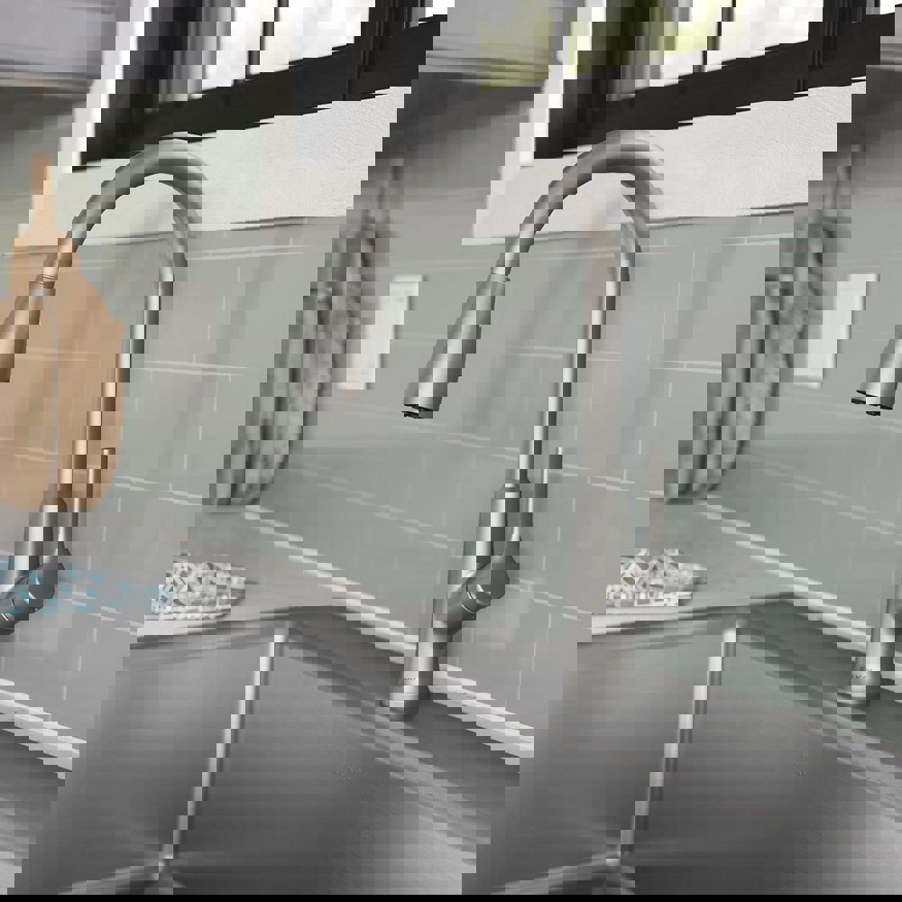 Lavatory Faucets; Inlet Location: Bottom ; Spout Type: Pullout ; Inlet Pipe Size: 1/2 in ; Inlet Gender: Male ; Handle Type: Pull Lever ; Maximum Flow Rate: 1.8GPM