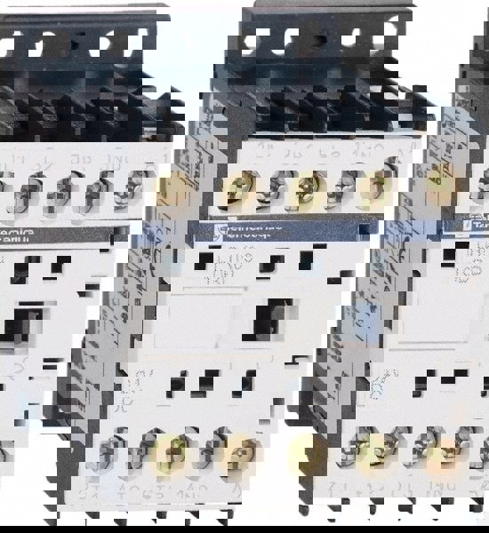 IEC Contactor: 3 Poles, NO