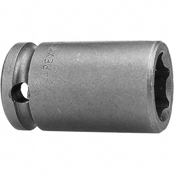 Square Drive Socket: 0.938