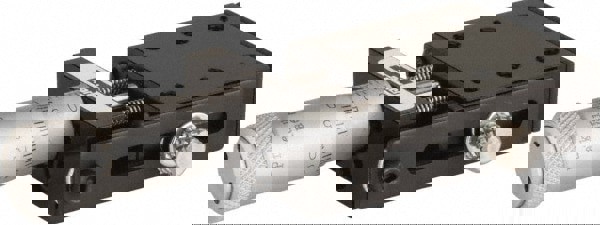 3 Kg Capacity, M3 Mount Hole, 13mm Travel, Precision Ball Bearing Table with Center Drive