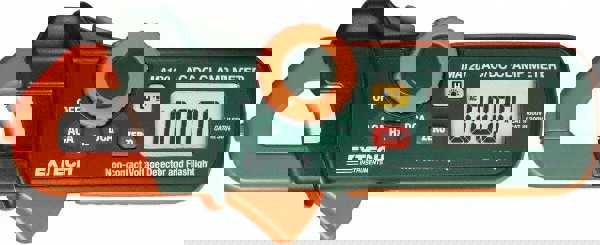 Auto Ranging Clamp Meter: CAT II, 0.7