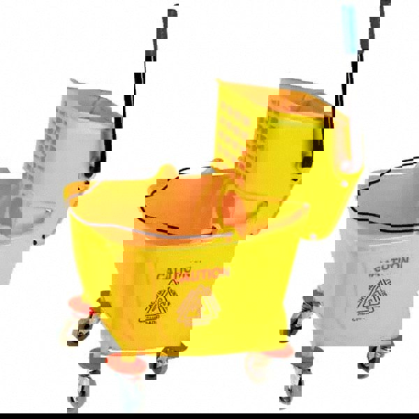 35 Qt Plastic Bucket & Wringer