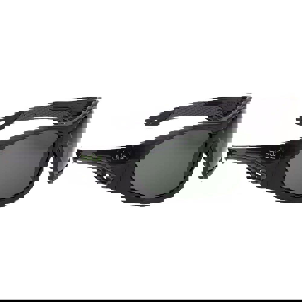 Safety Glasses; Glasses Style: Wraparound ; Lens Coating: Platinum; Anti-Fog & Anti-Scratch ; Frame Style: Full-Framed ; Lens Color: Polarized Smoke ; Frame Color: Black ; Size: Standard