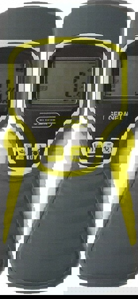 Pinless Moisture Meter: +/-2.5% Accuracy