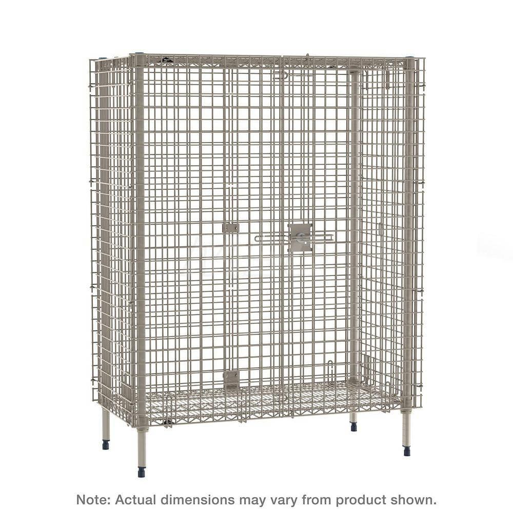 Wire Shelving: 2 Shelves