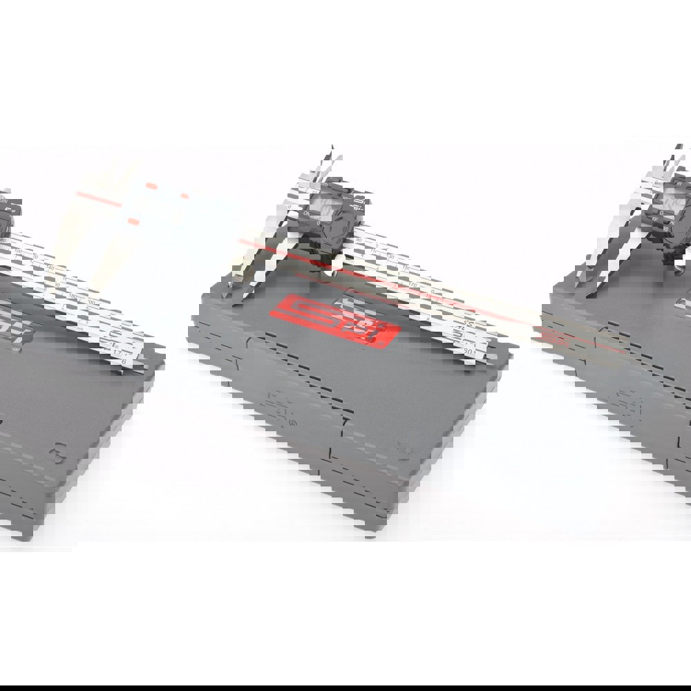 Electronic Caliper: 0 to 8