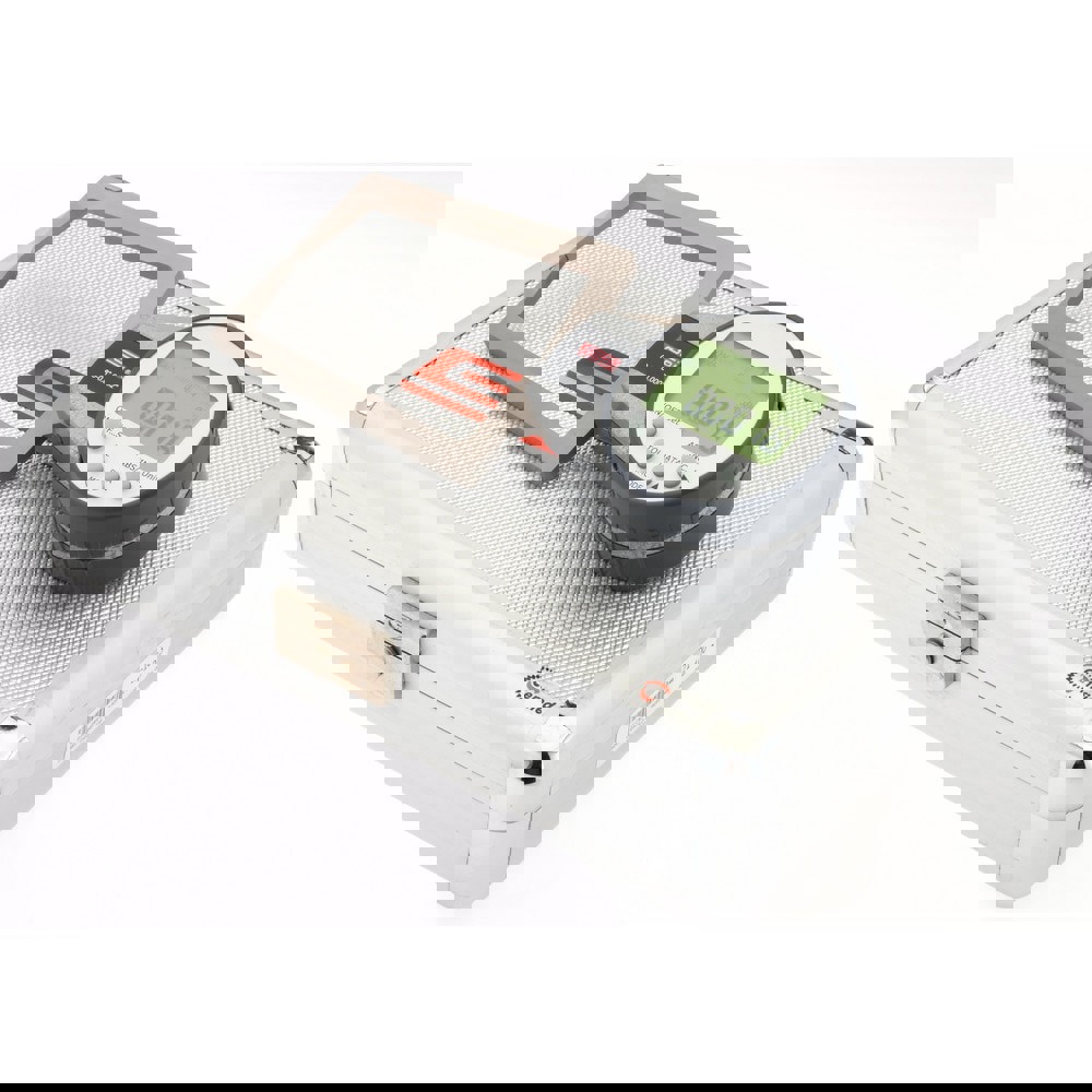 Electronic Caliper: 0 to 1