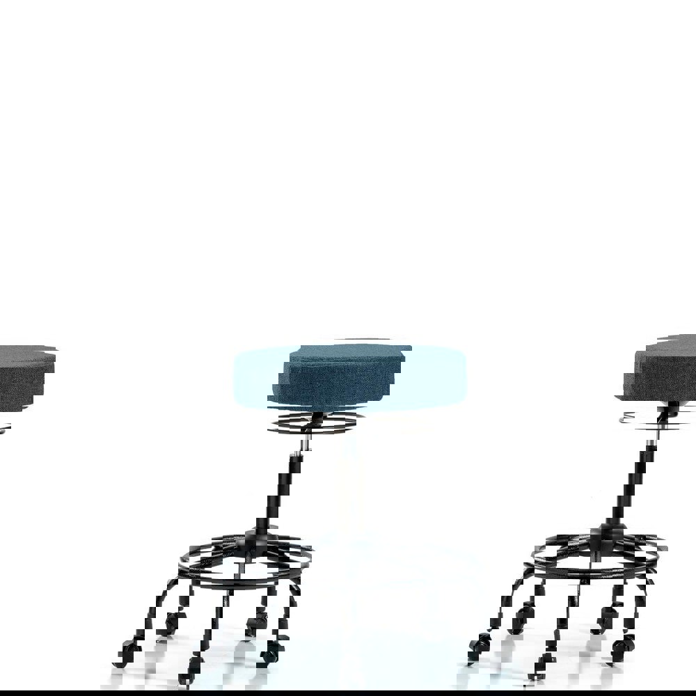 Adjustable Height Swivel Stool: Olefin, 24